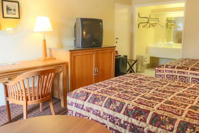Days Inn By Wyndham Orlando Downtown